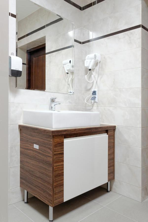 Modern Apartment In Jawiszowice Extérieur photo
